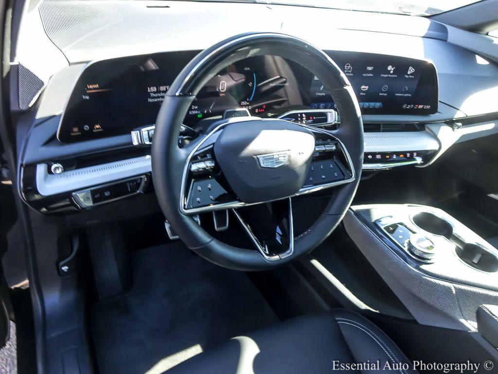 used 2025 Cadillac OPTIQ car, priced at $39,995