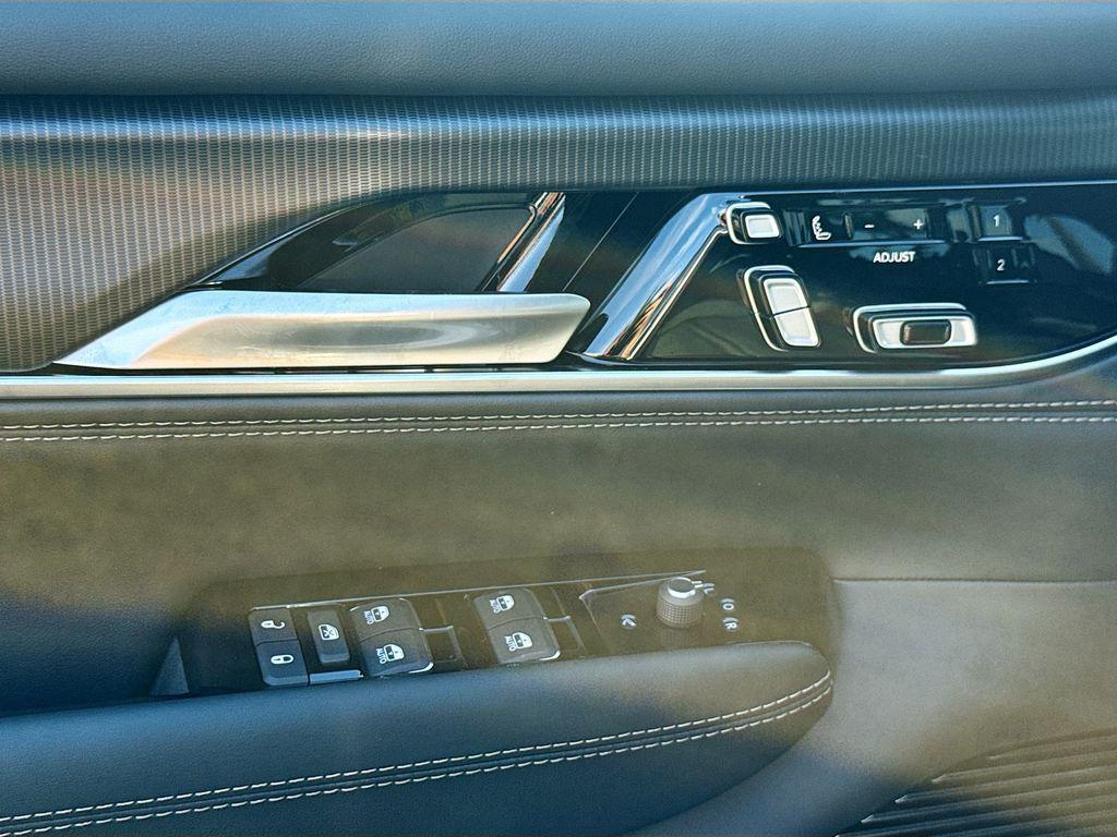new 2026 Jeep Grand Wagoneer L car, priced at $96,350