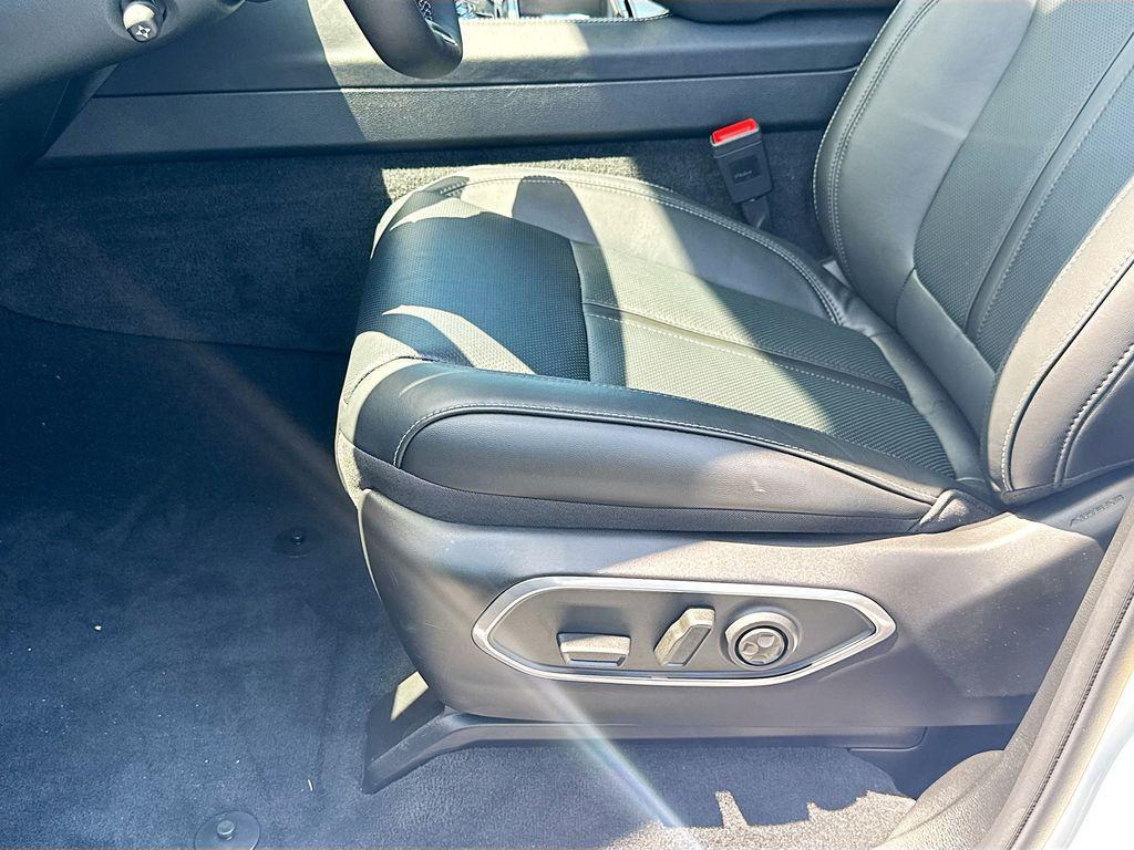new 2026 Jeep Grand Wagoneer car, priced at $66,217