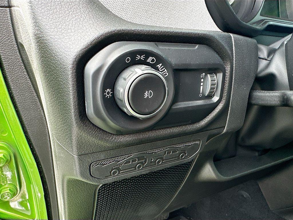 new 2025 Jeep Wrangler car, priced at $36,039
