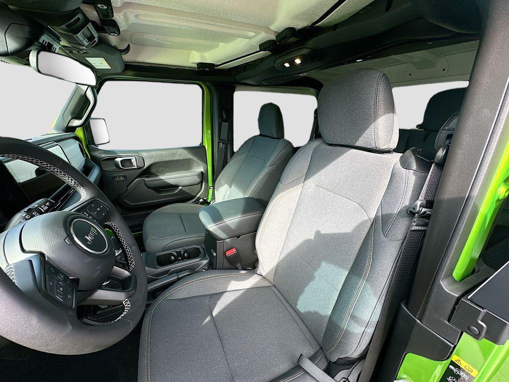 new 2025 Jeep Wrangler car, priced at $36,039