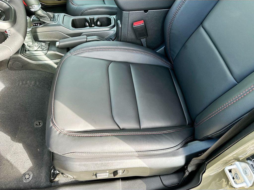 new 2026 Jeep Gladiator car, priced at $51,292
