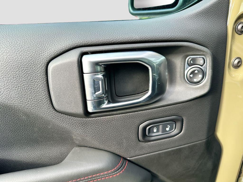 new 2026 Jeep Gladiator car, priced at $51,292