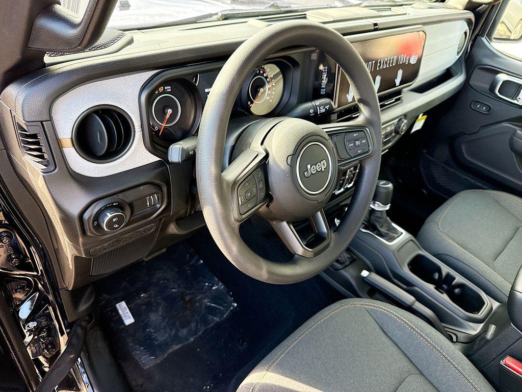 new 2026 Jeep Gladiator car, priced at $34,689