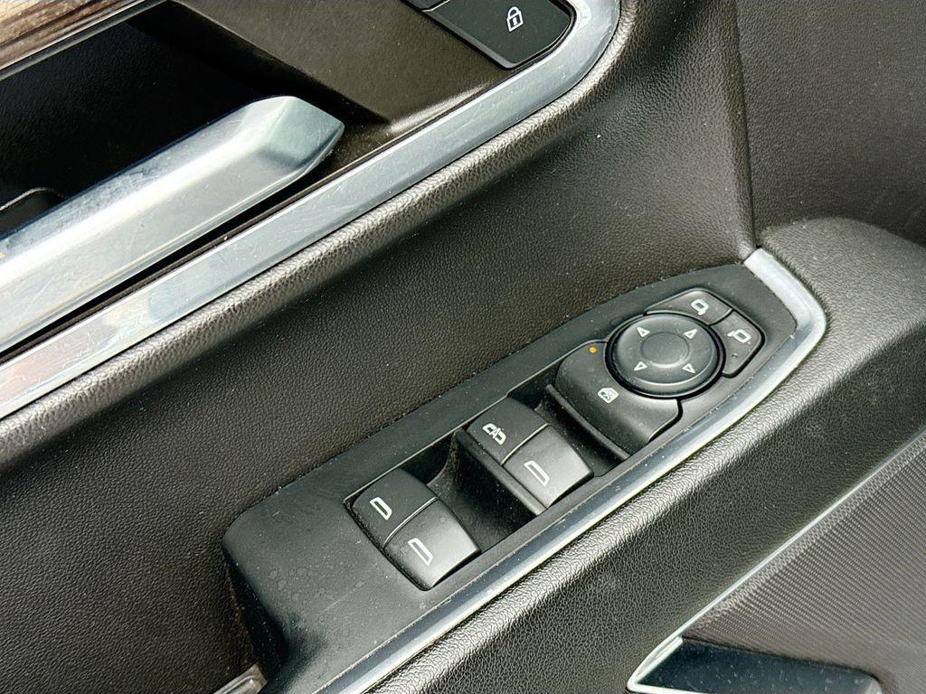 used 2024 Chevrolet Silverado 1500 car, priced at $38,889