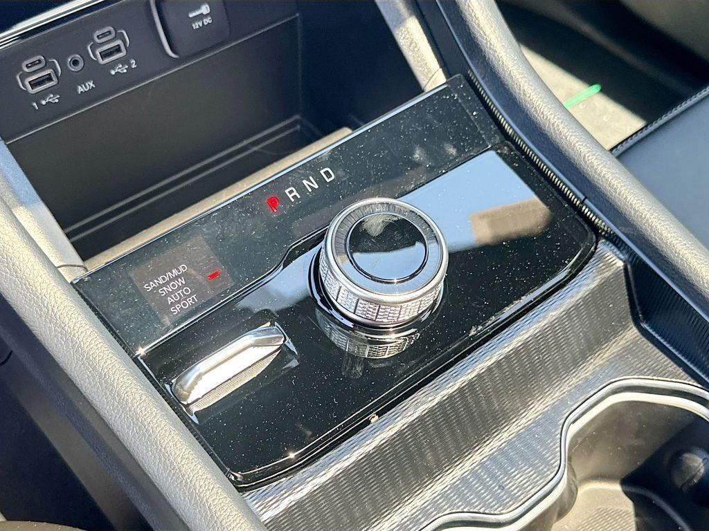 new 2026 Jeep Grand Cherokee car, priced at $42,082