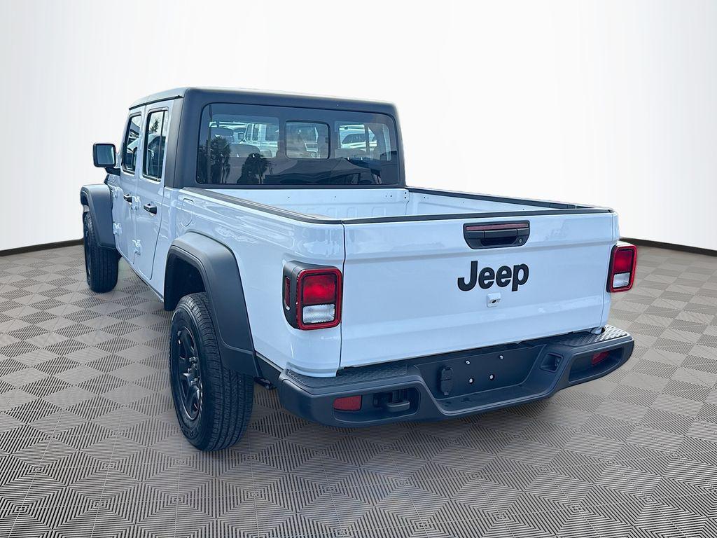 new 2026 Jeep Gladiator car, priced at $34,180