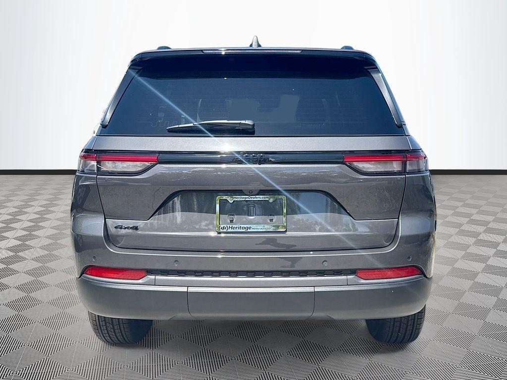 new 2026 Jeep Grand Cherokee car, priced at $39,523