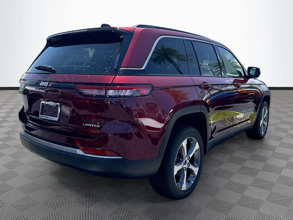 new 2026 Jeep Grand Cherokee car, priced at $40,135
