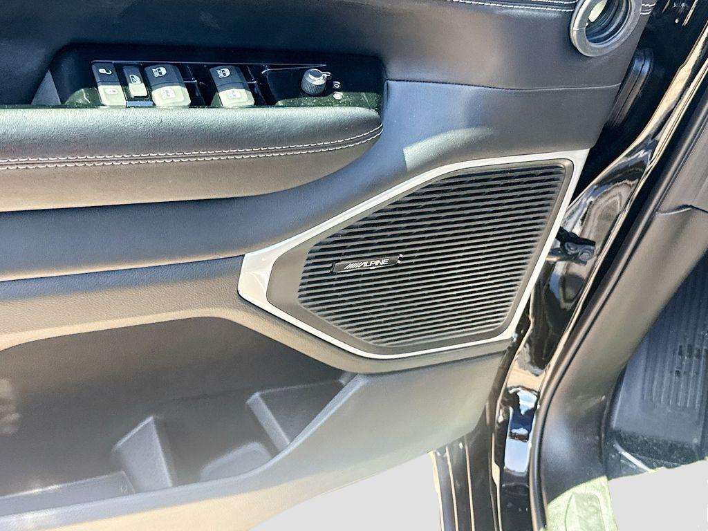new 2026 Jeep Grand Wagoneer car, priced at $59,135