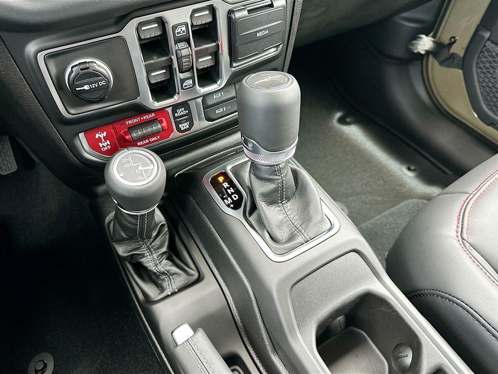 new 2026 Jeep Gladiator car, priced at $54,691