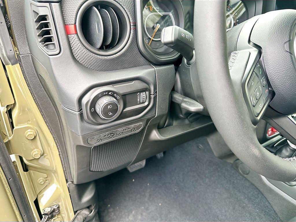 new 2026 Jeep Gladiator car, priced at $54,691