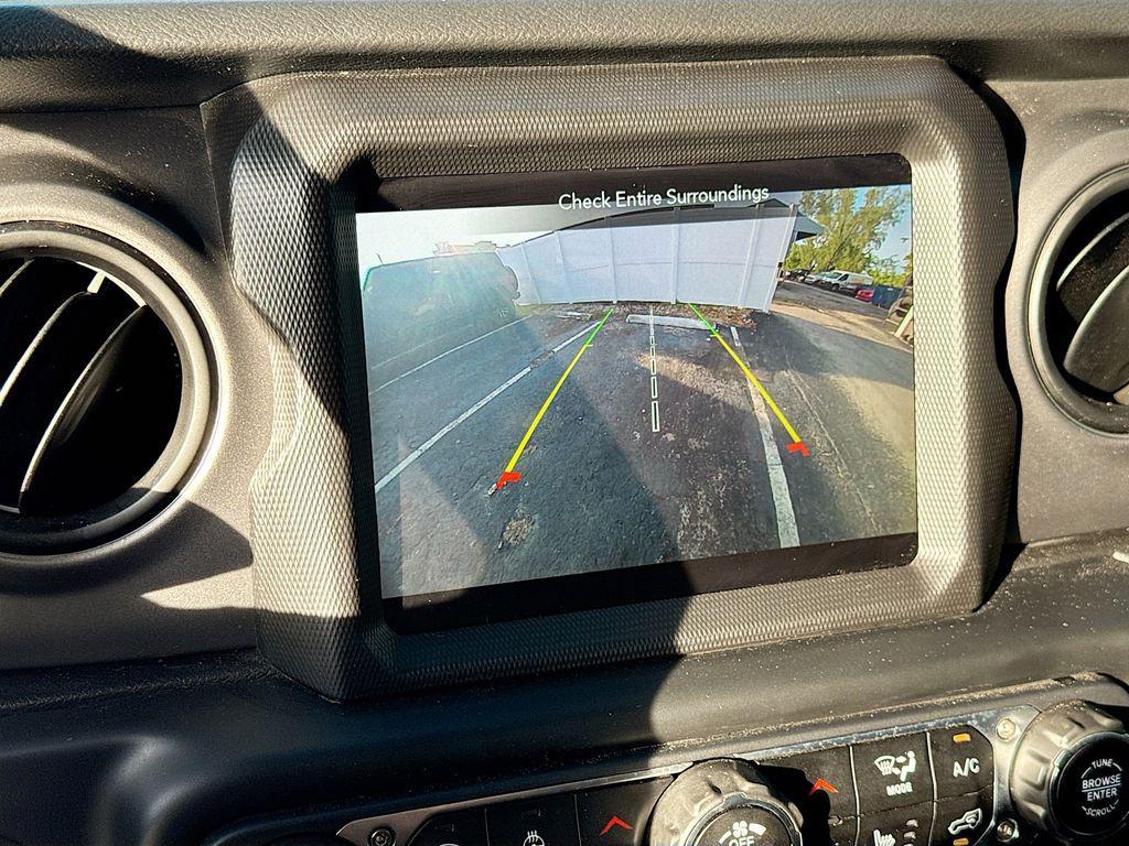 used 2022 Jeep Wrangler Unlimited car, priced at $25,802