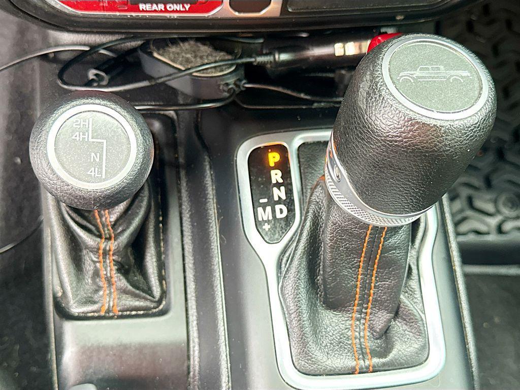 used 2021 Jeep Gladiator car, priced at $32,526