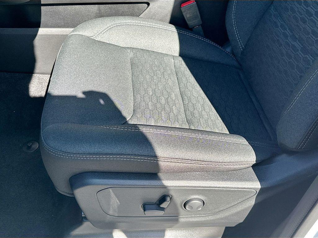 new 2025 Ram 1500 car, priced at $46,851