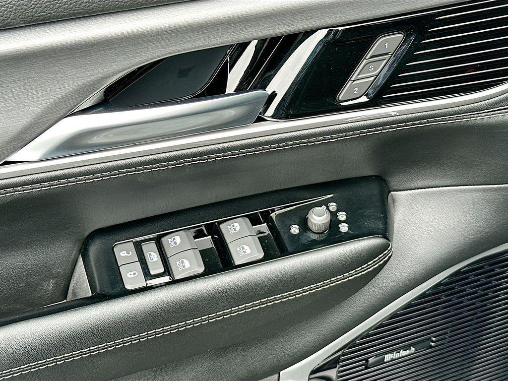 new 2026 Jeep Grand Wagoneer L car, priced at $72,045