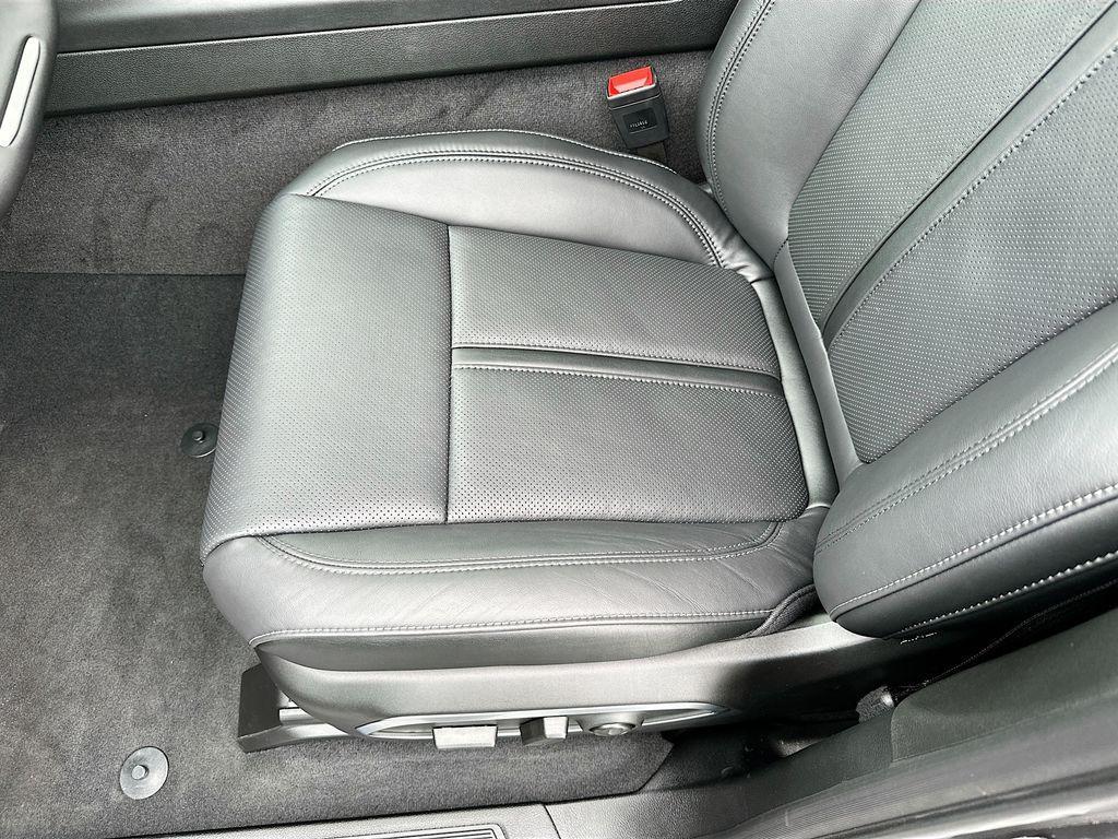 new 2026 Jeep Grand Wagoneer L car, priced at $72,045