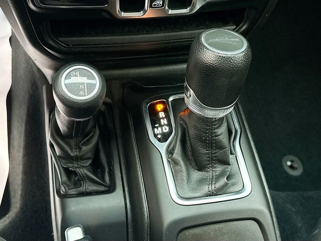 used 2022 Jeep Gladiator car, priced at $24,243
