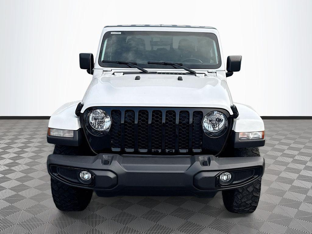used 2022 Jeep Gladiator car, priced at $24,243