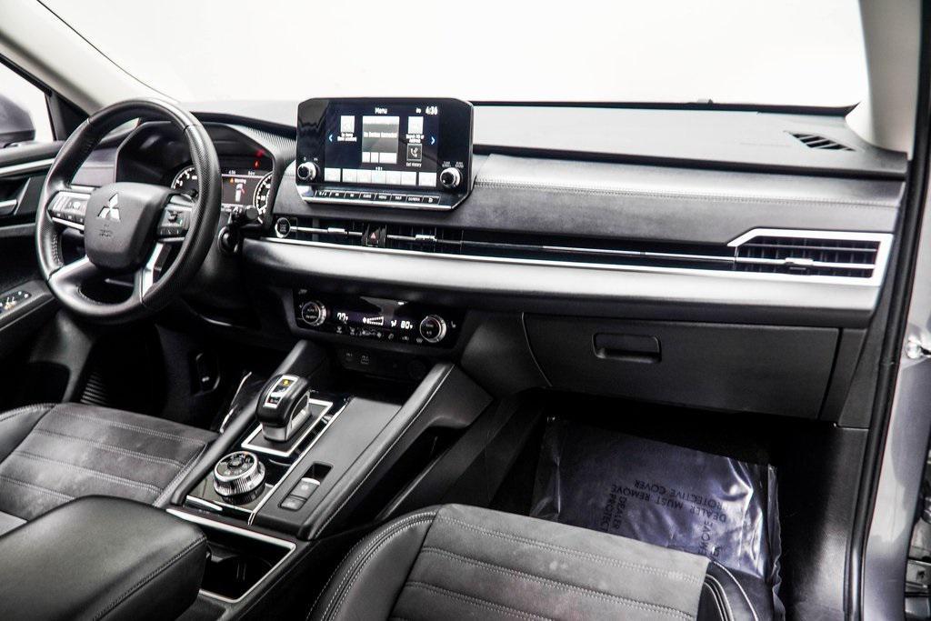 used 2024 Mitsubishi Outlander car, priced at $20,998