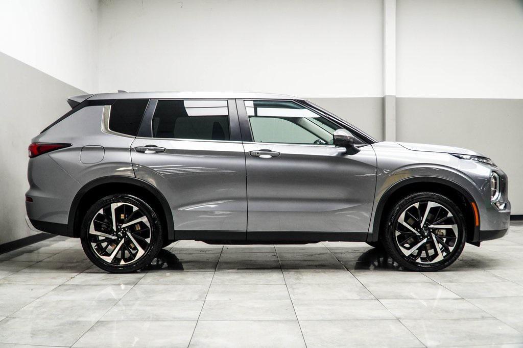 used 2024 Mitsubishi Outlander car, priced at $20,998