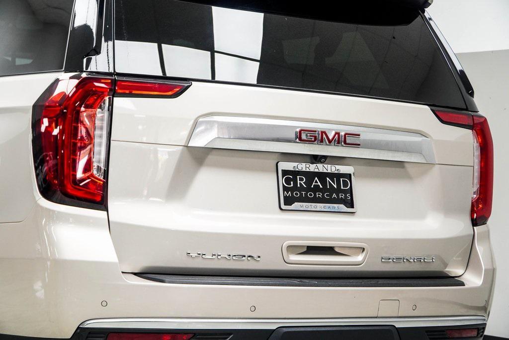 used 2024 GMC Yukon XL car, priced at $56,298