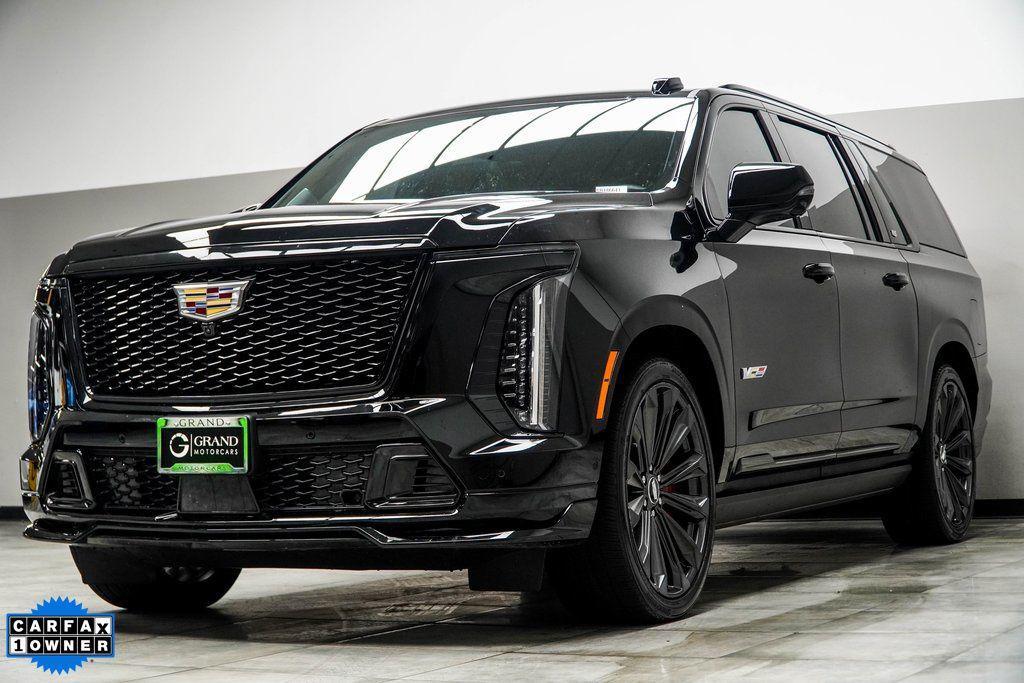 used 2025 Cadillac Escalade ESV car, priced at $165,585