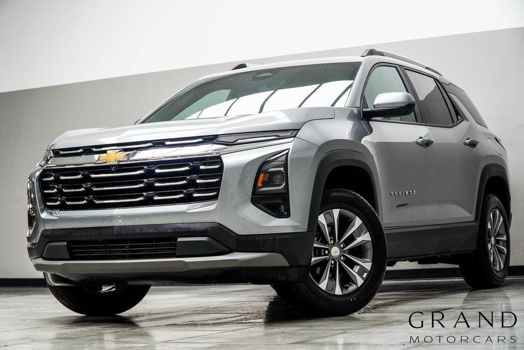 used 2025 Chevrolet Equinox car, priced at $22,496