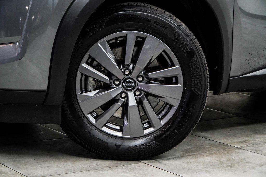 used 2025 Nissan Pathfinder car, priced at $29,564