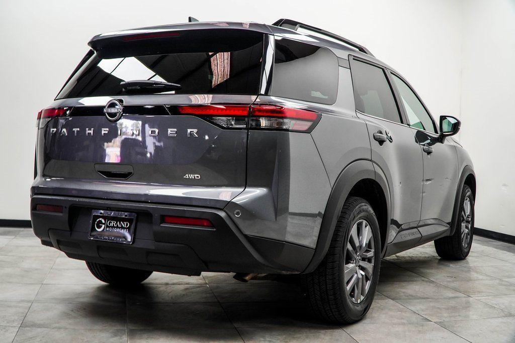 used 2025 Nissan Pathfinder car, priced at $29,564