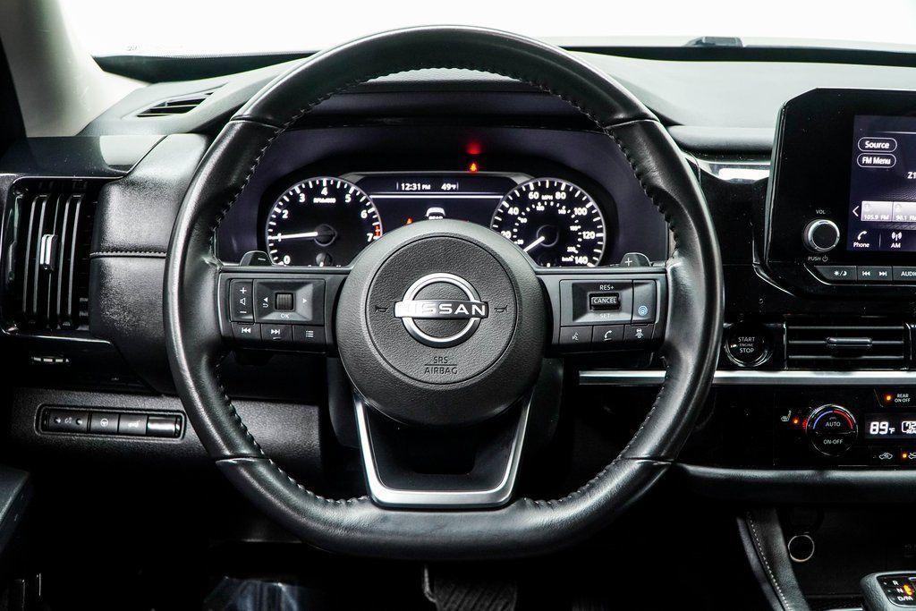 used 2025 Nissan Pathfinder car, priced at $29,564