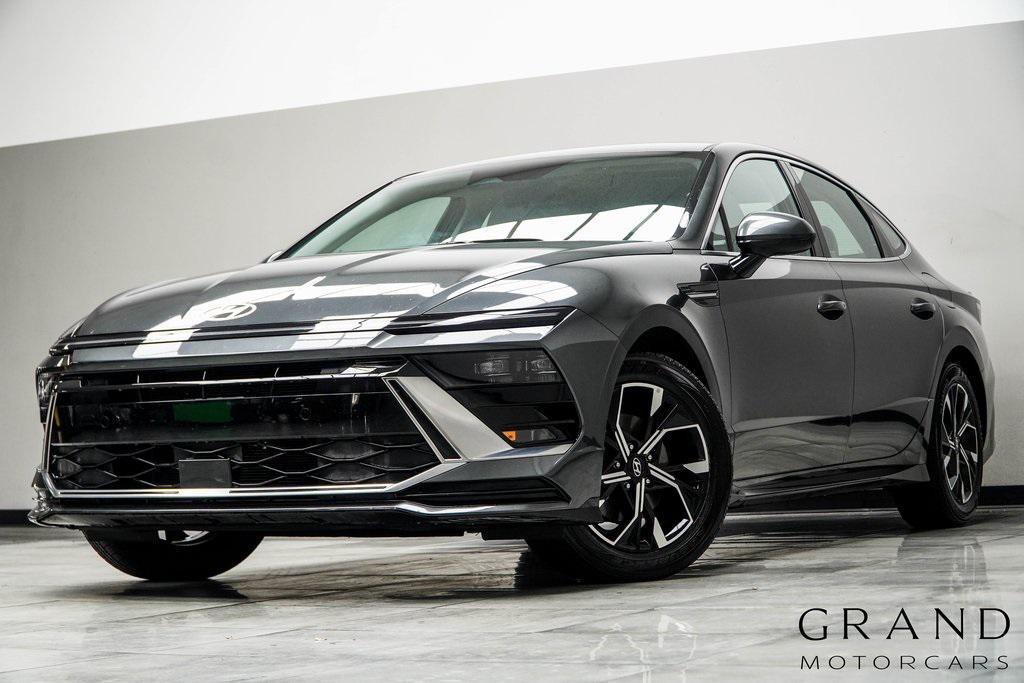 used 2025 Hyundai Sonata car, priced at $21,799