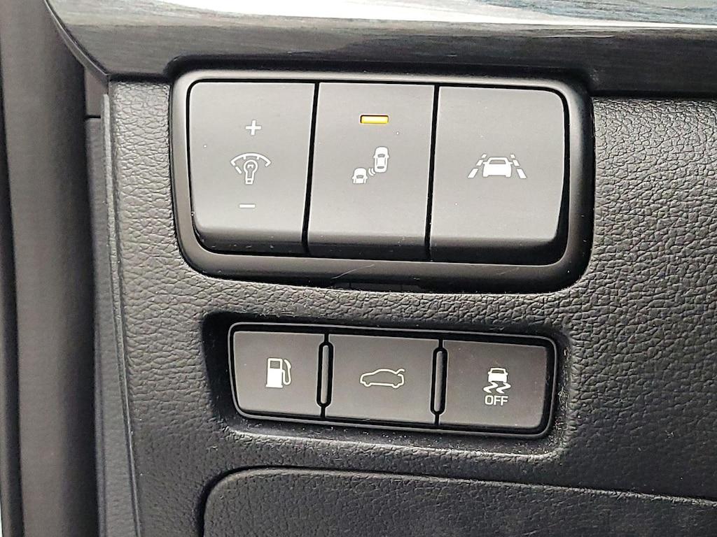 used 2017 Kia Cadenza car, priced at $14,998