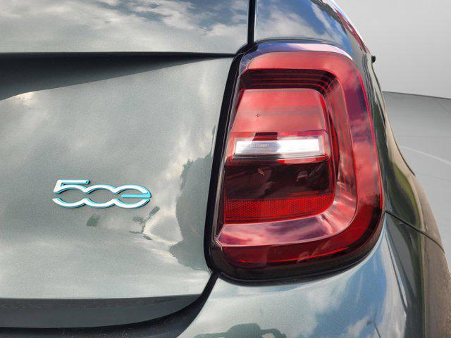 new 2025 FIAT 500e car, priced at $37,495