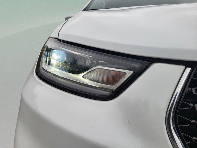 used 2023 Chrysler Pacifica car