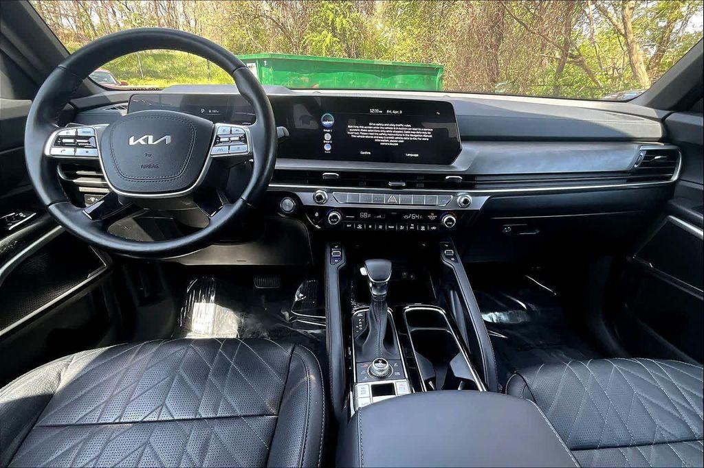 used 2023 Kia Telluride car, priced at $28,000