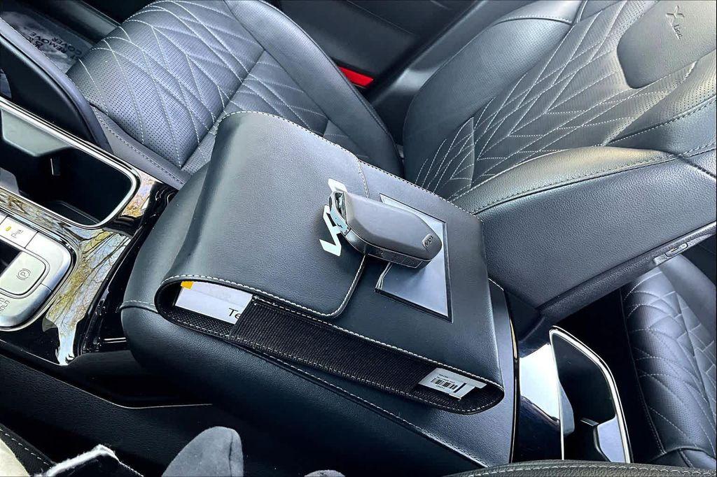 used 2023 Kia Telluride car, priced at $28,000