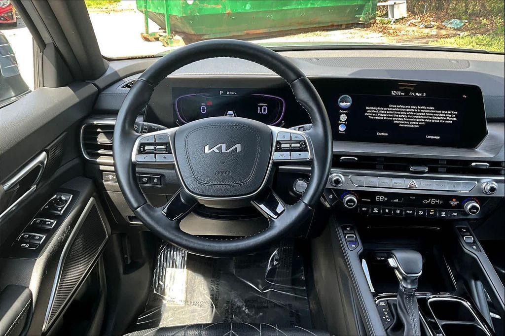 used 2023 Kia Telluride car, priced at $28,000