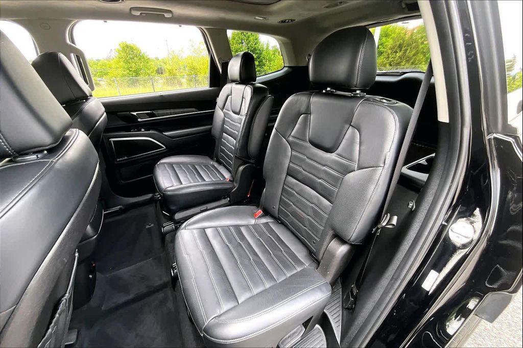 used 2024 Kia Telluride car, priced at $40,821