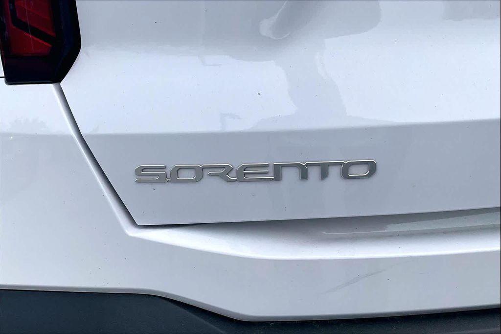 used 2024 Kia Sorento car, priced at $30,750
