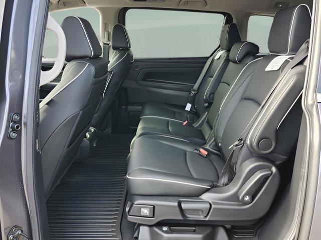 new 2026 Honda Odyssey car, priced at $47,191