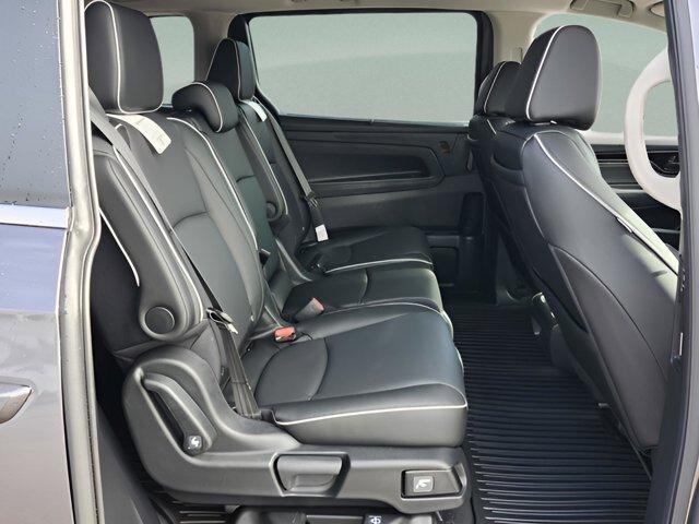 new 2026 Honda Odyssey car, priced at $47,191