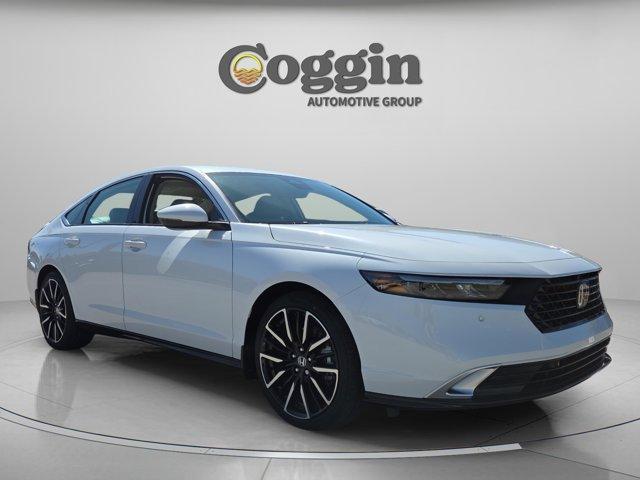 new 2026 Honda Accord Hybrid car