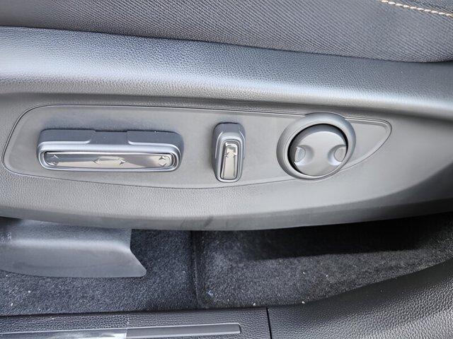 new 2026 Honda CR-V Hybrid car, priced at $39,458