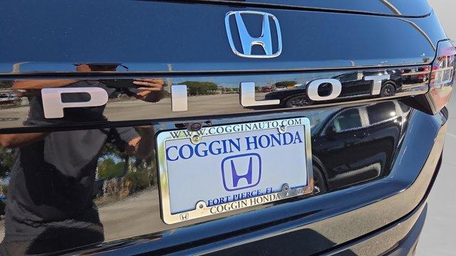 new 2026 Honda Pilot car, priced at $45,163