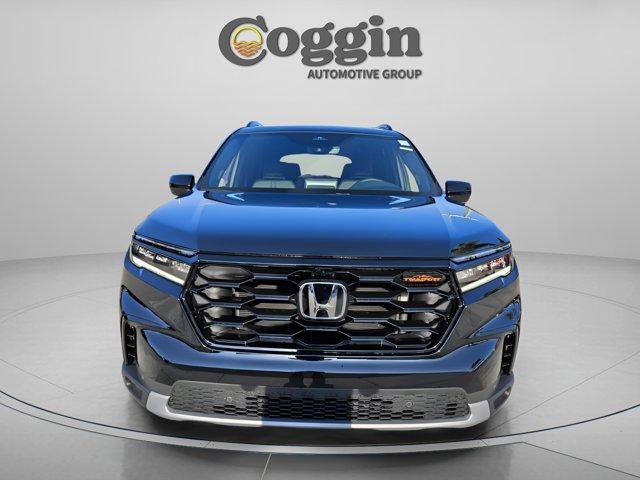 new 2025 Honda Pilot car, priced at $48,790