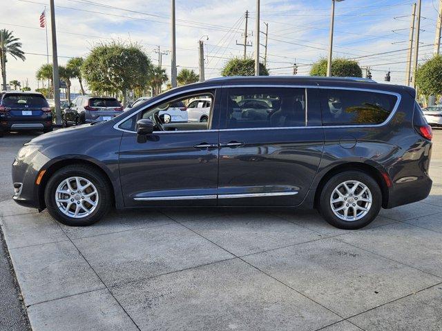 used 2020 Chrysler Pacifica car, priced at $14,692