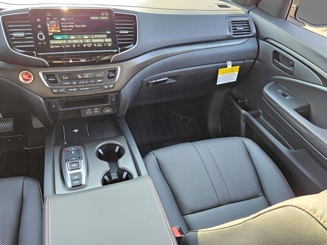 new 2025 Honda Ridgeline car, priced at $46,632