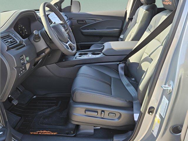 new 2025 Honda Ridgeline car, priced at $46,656