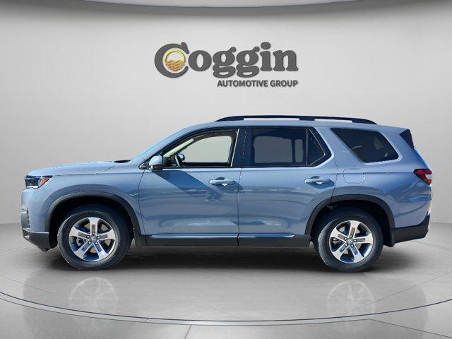 new 2026 Honda Pilot car, priced at $45,027